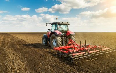 Agricultural Machinery in Extreme Climates: Protection Against Humidity, Dust and Salinity